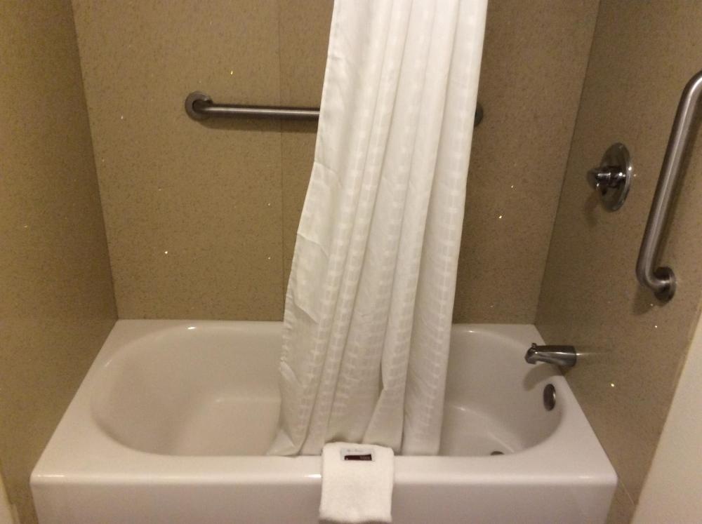 Room image 4