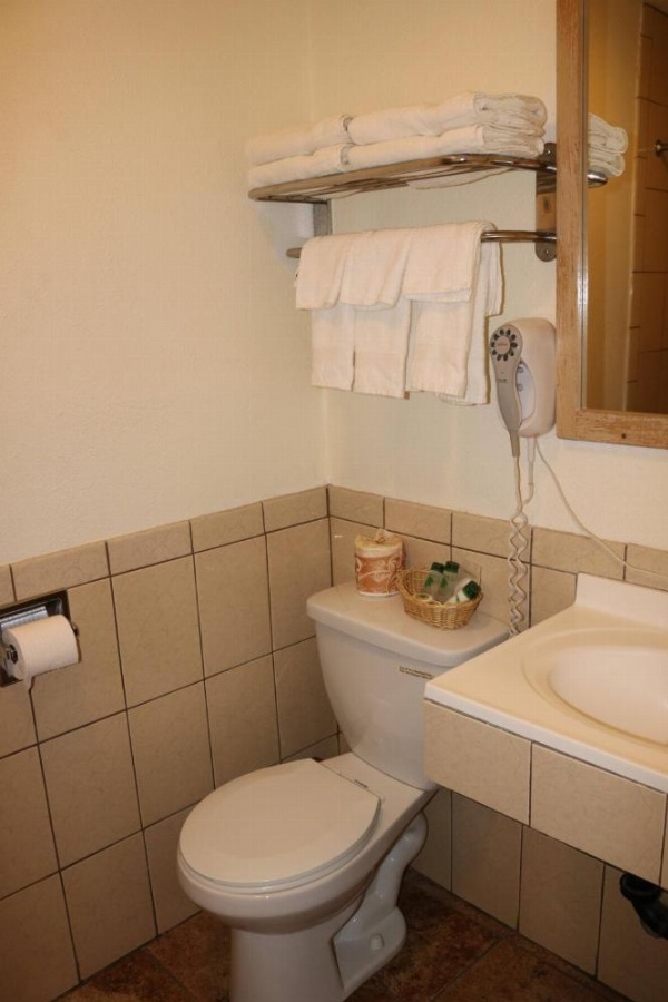 Timberline Motel image 18