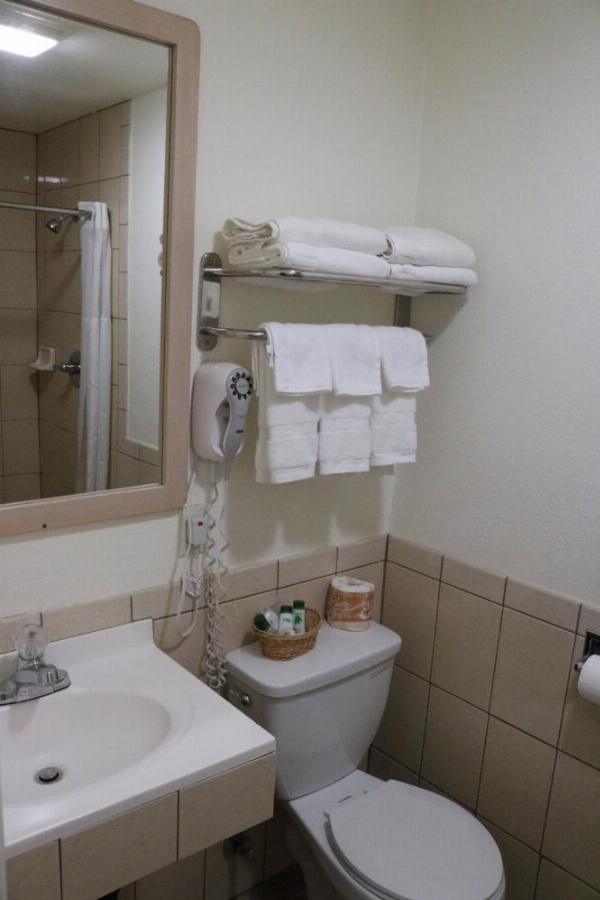 Timberline Motel image 19