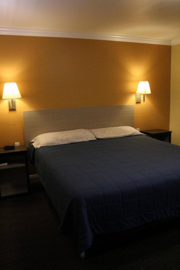 Timberline Motel image 2