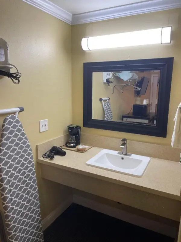Timberline Motel 9