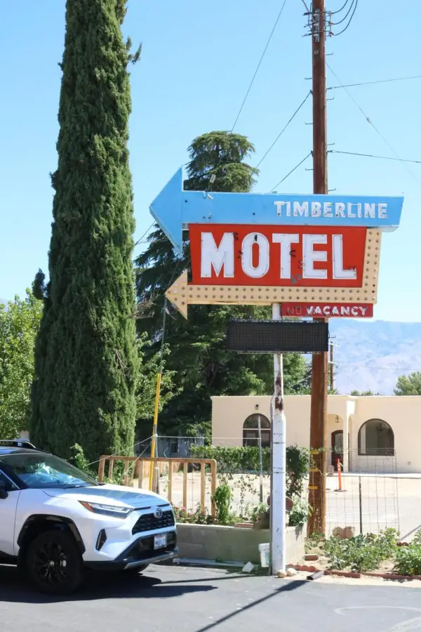 Timberline Motel